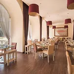 Hotel Gale Collection 4*