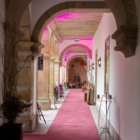 Hotel Gale Collection