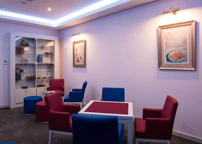 Gale Collection Hotel 4*